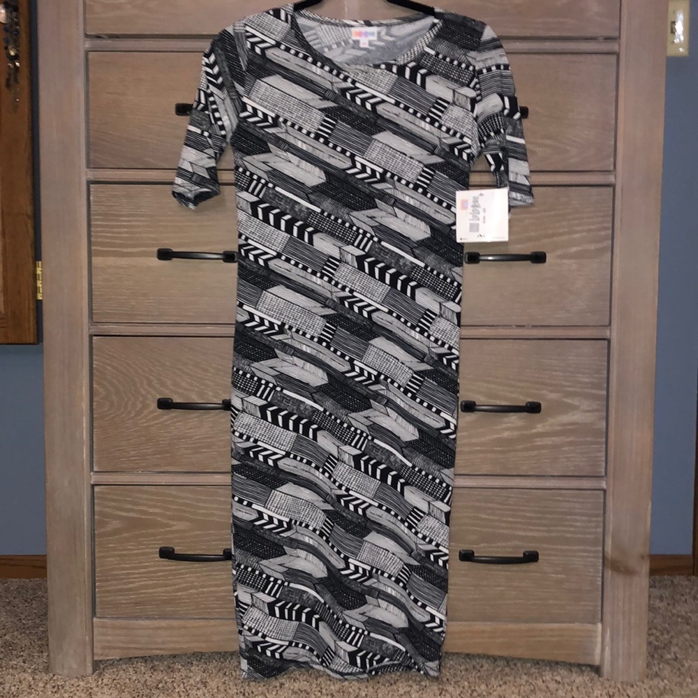 Gorgeous Black, White and Gray Julia Dress!